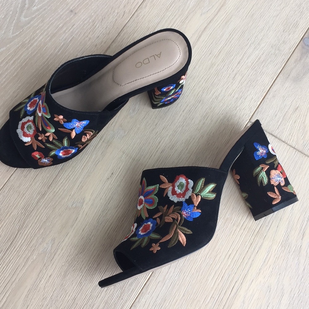 ALDO “Yaessi” floral embroidered mules